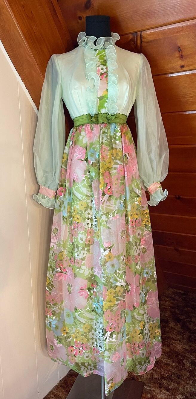 VTG 60s 70s Sylvia Ann Maxi Dress Ruffle Front and Floral Velvet Skirt sz 6-sz S